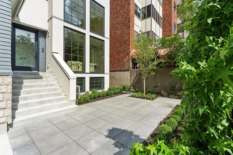 1683 NELSON STREET - photo 3 of 40
