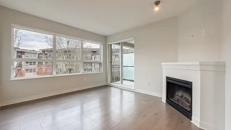 315 6800 ECKERSLEY ROAD - photo 4 of 19