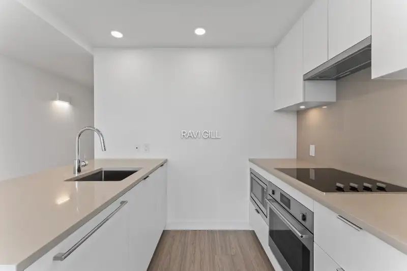 1003 13675 107A AVENUE - photo 3 of 13