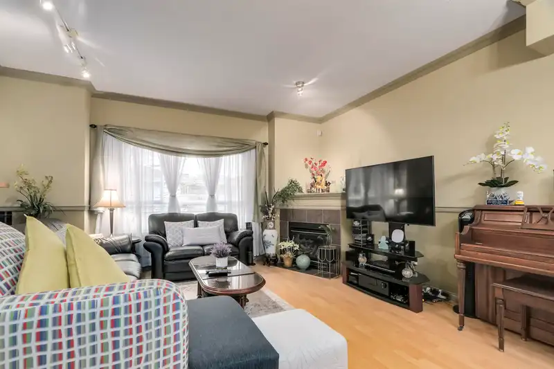 #22 9288 KEEFER AVENUE - photo 3 of 23