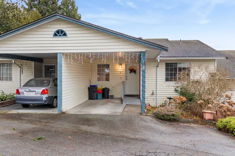 6 11464 FISHER STREET - photo 2 of 24