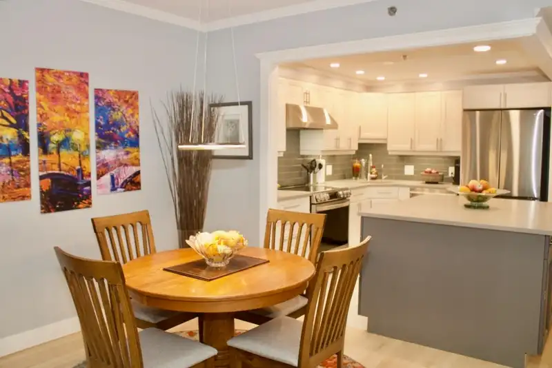 102 1132 HARO STREET - photo 4 of 28