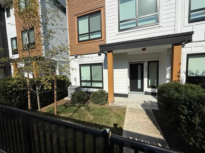 13 17538 100 AVENUE AVENUE - photo 4 of 36