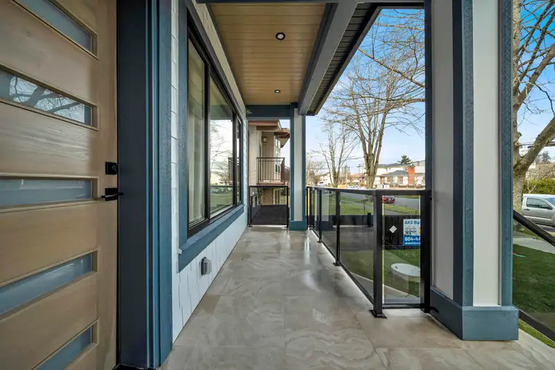 6155 ARLINGTON STREET - photo 4 of 38