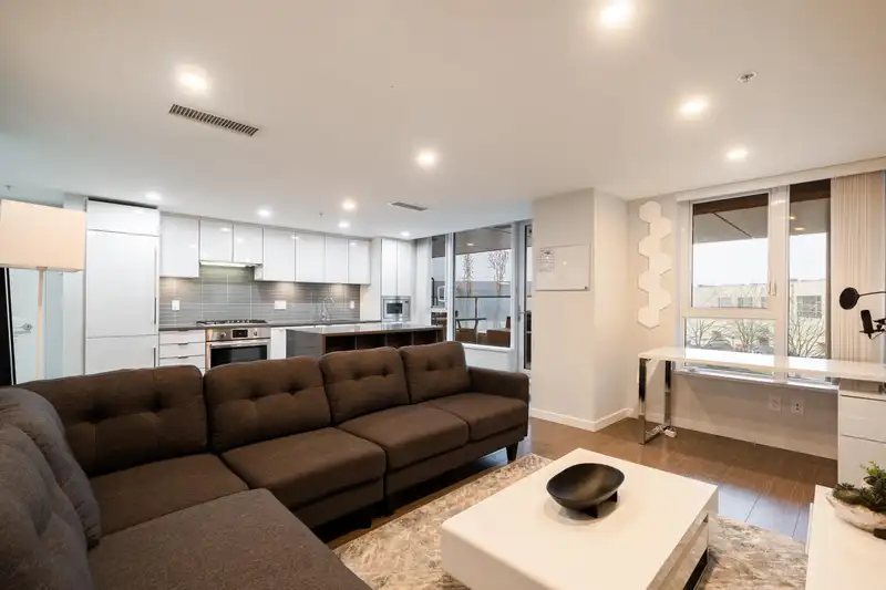 302 3331 BROWN ROAD - photo 1 of 24