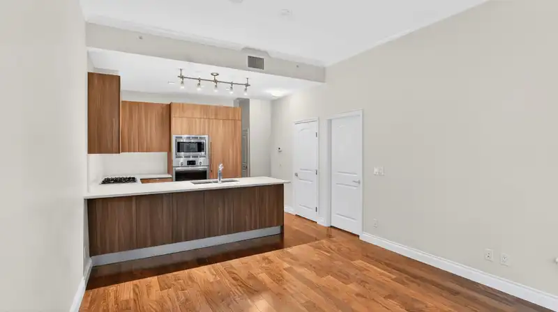 110 175 VICTORY SHIP WAY - photo 4 of 40