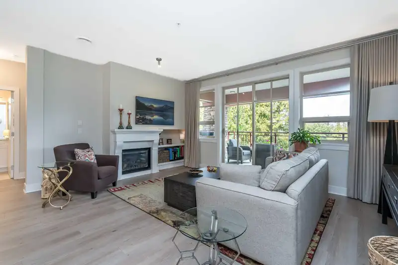 208 16477 64 AVENUE - photo 4 of 39