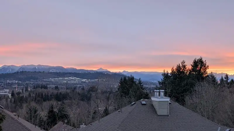 307 5270 OAKMOUNT CRESCENT - photo 1 of 36