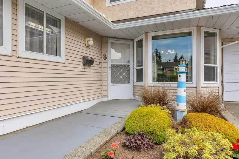 3 2475 EMERSON STREET - photo 3 of 40