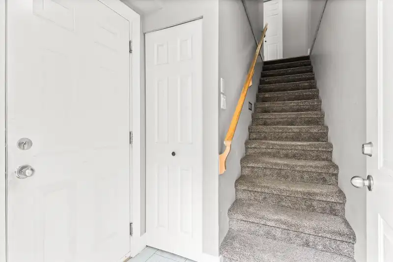 50 12730 66 AVENUE - photo 3 of 37