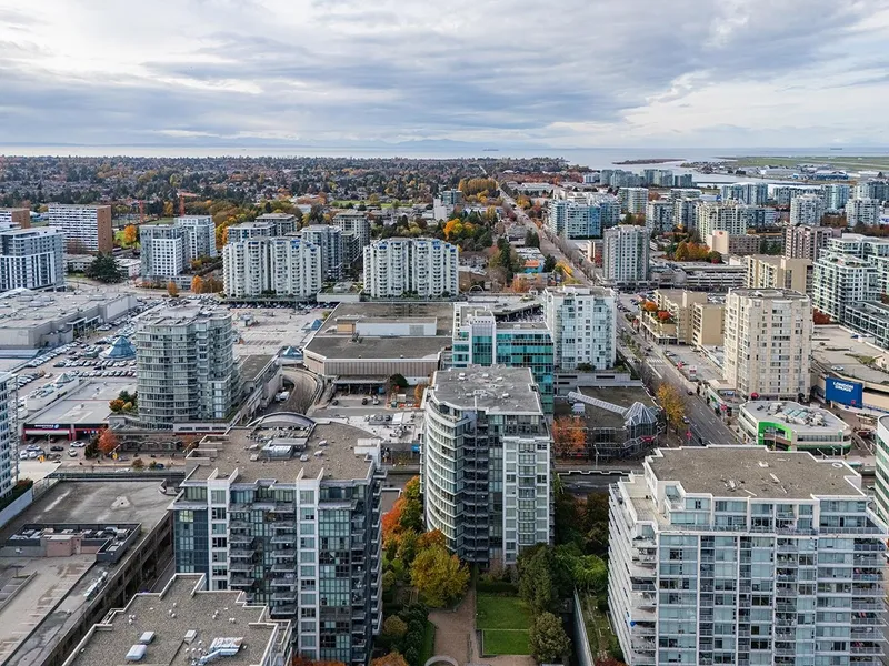 808 6068 NO. 3 ROAD - photo 3 of 25