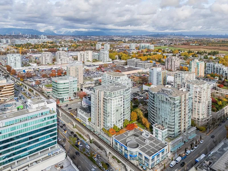 808 6068 NO. 3 ROAD - photo 4 of 25