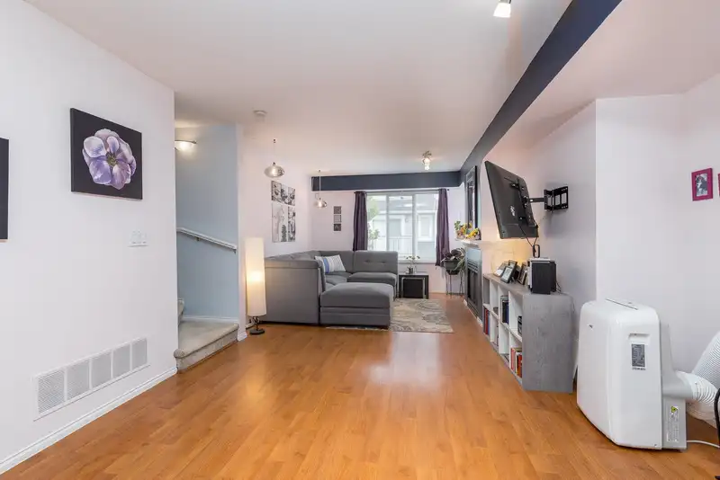 17 8775 161 STREET - photo 4 of 36