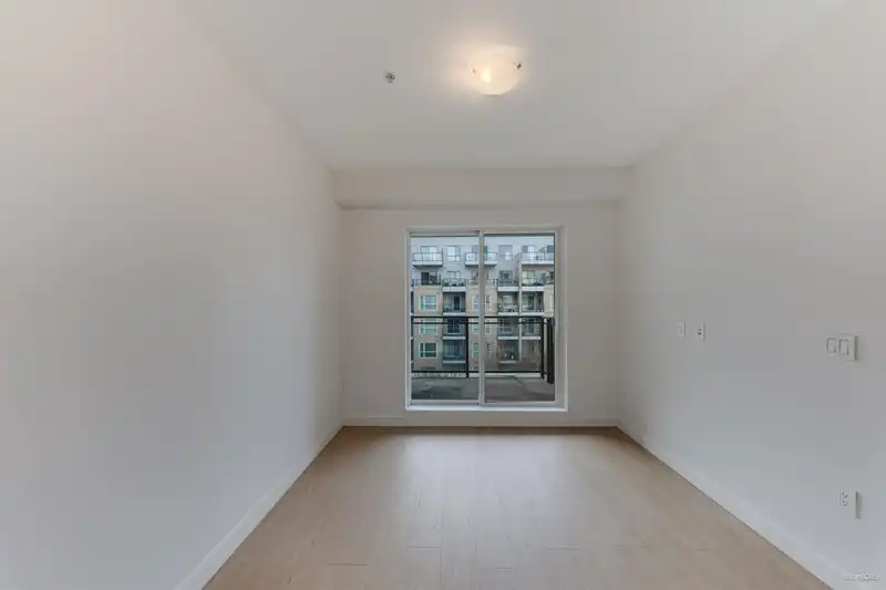 503 5311 CEDARBRIDGE WAY - photo 2 of 32