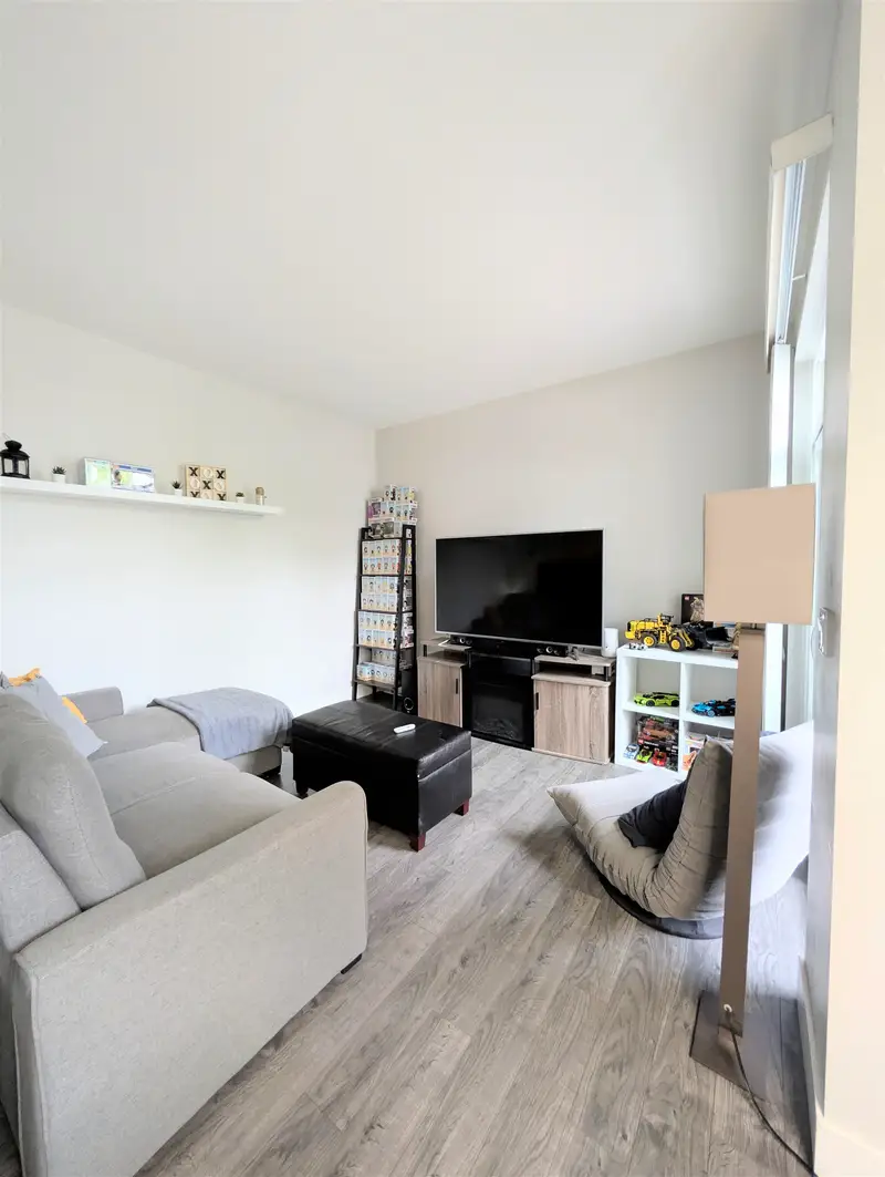 113 19433 68 AVENUE - photo 3 of 25