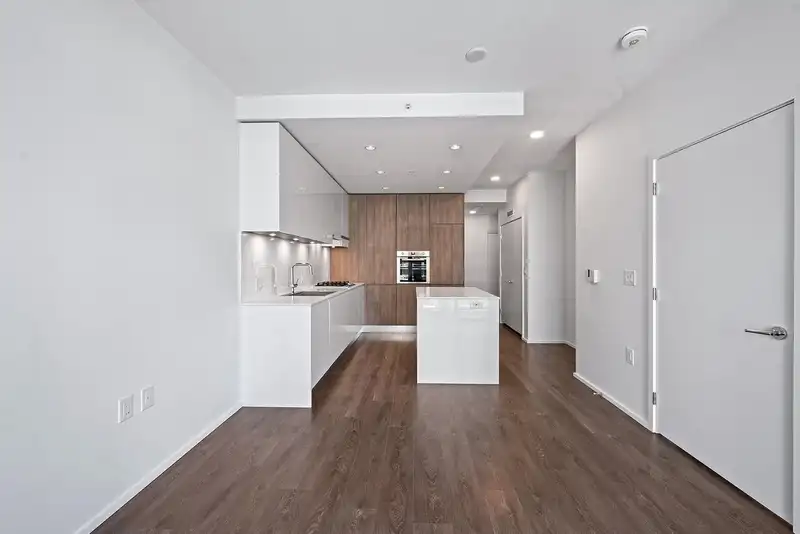 1906 4650 BRENTWOOD BOULEVARD - photo 3 of 21