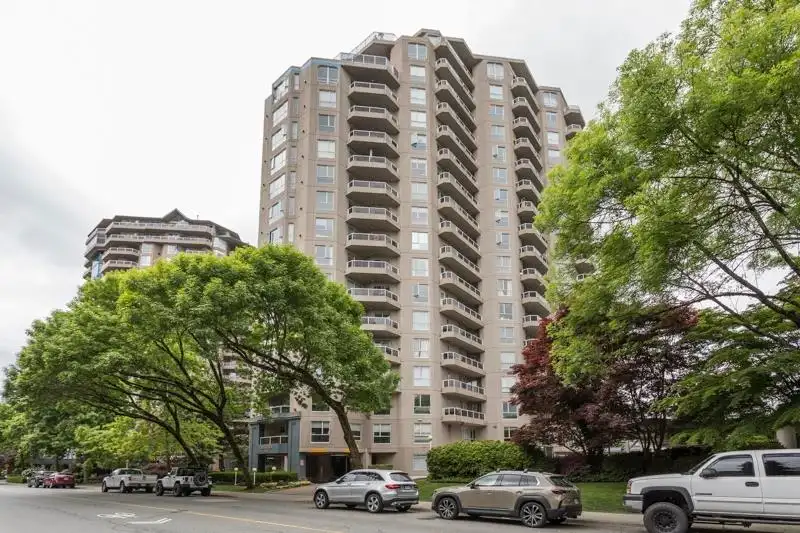 1505 1185 QUAYSIDE DRIVE - photo 1 of 39