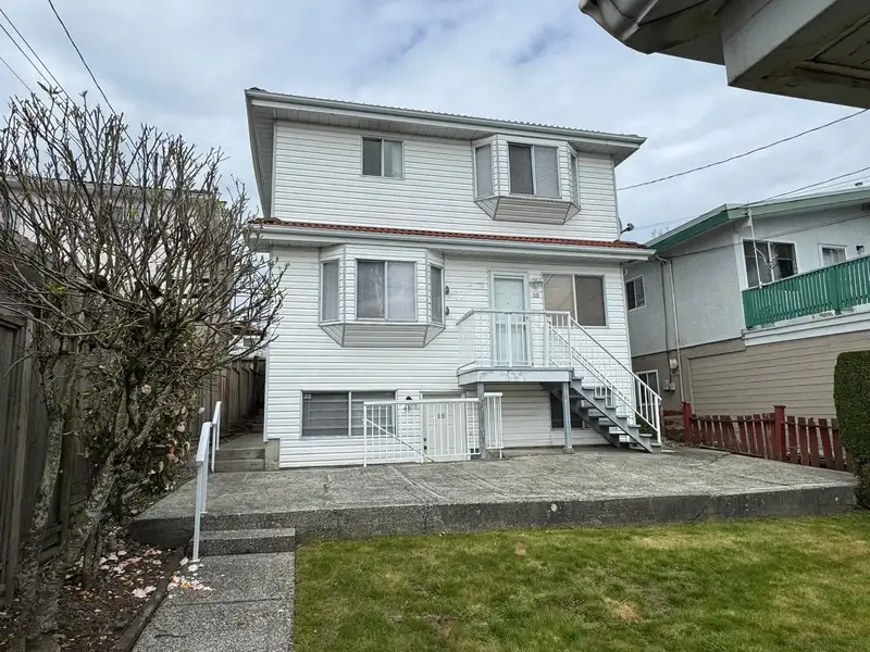 1308 E 62ND AVENUE - photo 3 of 23
