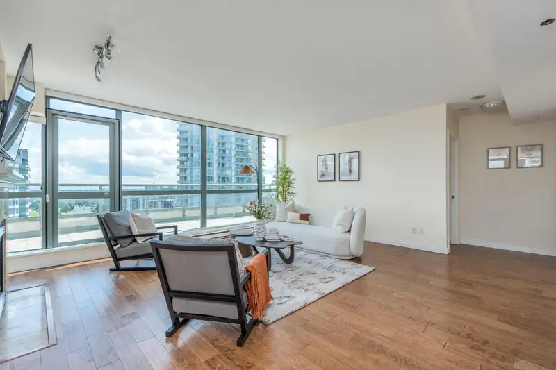 1702 4788 HAZEL STREET - photo 4 of 38