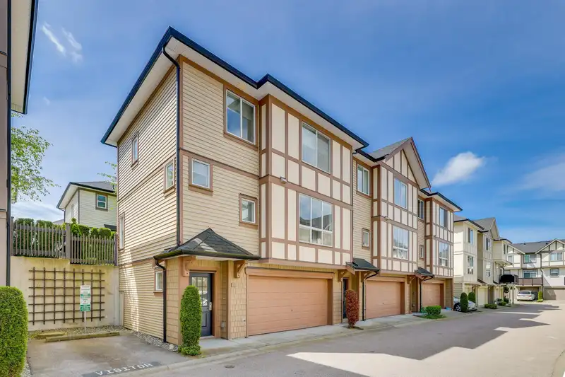113 7848 209 STREET - photo 1 of 30