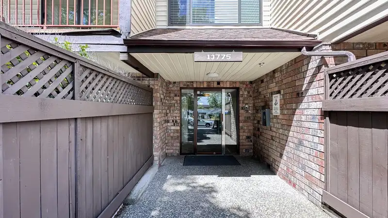 116 13775 74 AVENUE - photo 2 of 21