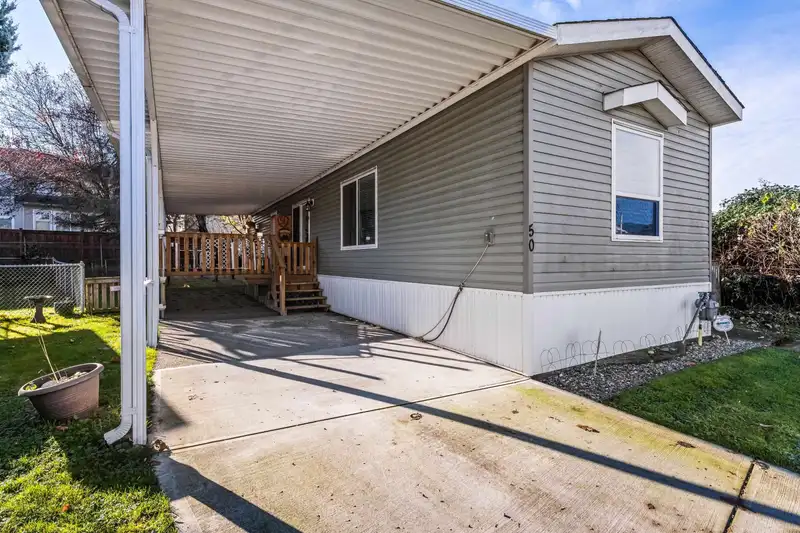 50 7610 EVANS ROAD - photo 3 of 23