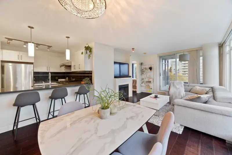 907 7090 EDMONDS STREET - photo 1 of 31
