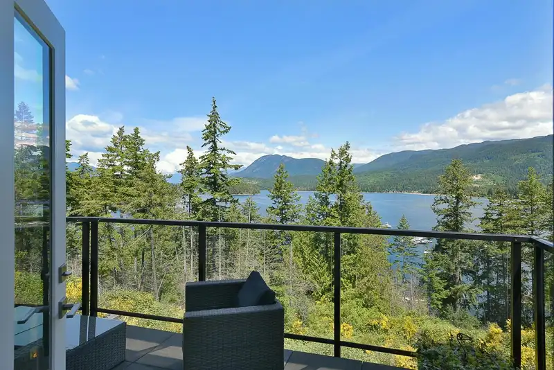 302 5780 MARINE WAY - photo 2 of 29