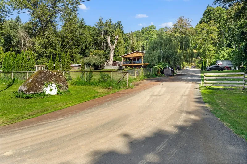 30957 GUNN AVENUE - photo 2 of 25