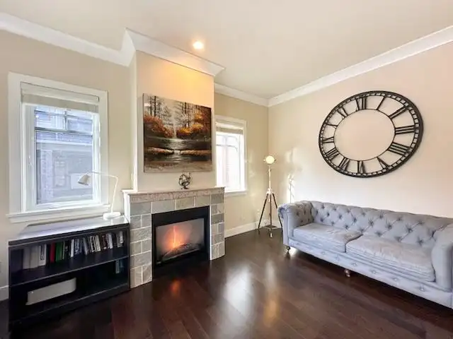 47 3109 161 STREET - photo 4 of 35