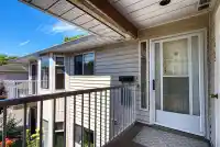 203 6875 121 STREET - thumbnail 3
