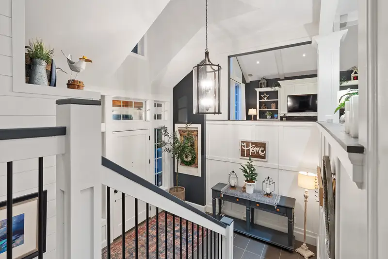 2608 CEDAR DRIVE - photo 3 of 25