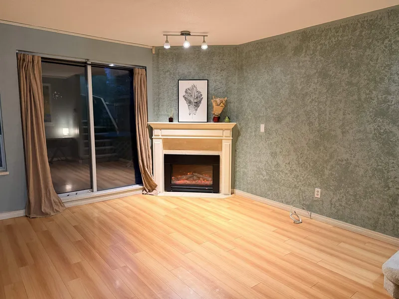 5 7184 STRIDE AVENUE - photo 3 of 21