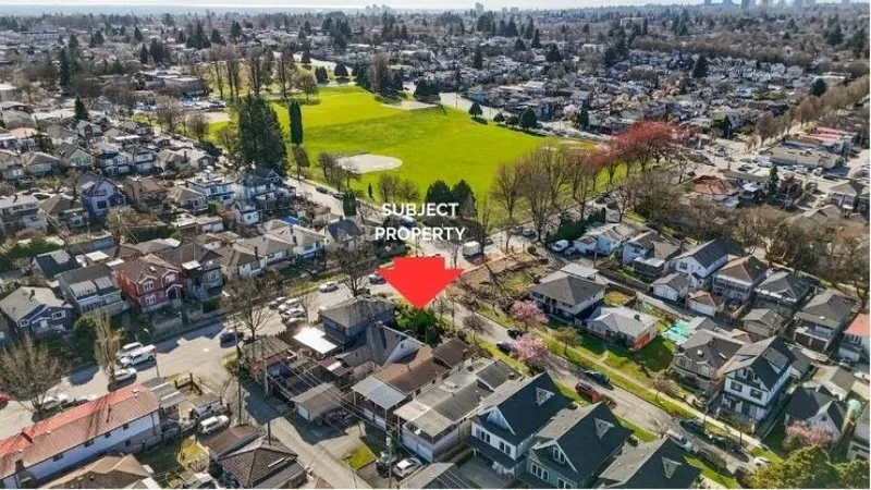 4890 DUMFRIES STREET - photo 4 of 5