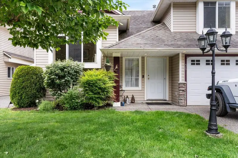 35 349 WALNUT AVENUE - photo 3 of 30