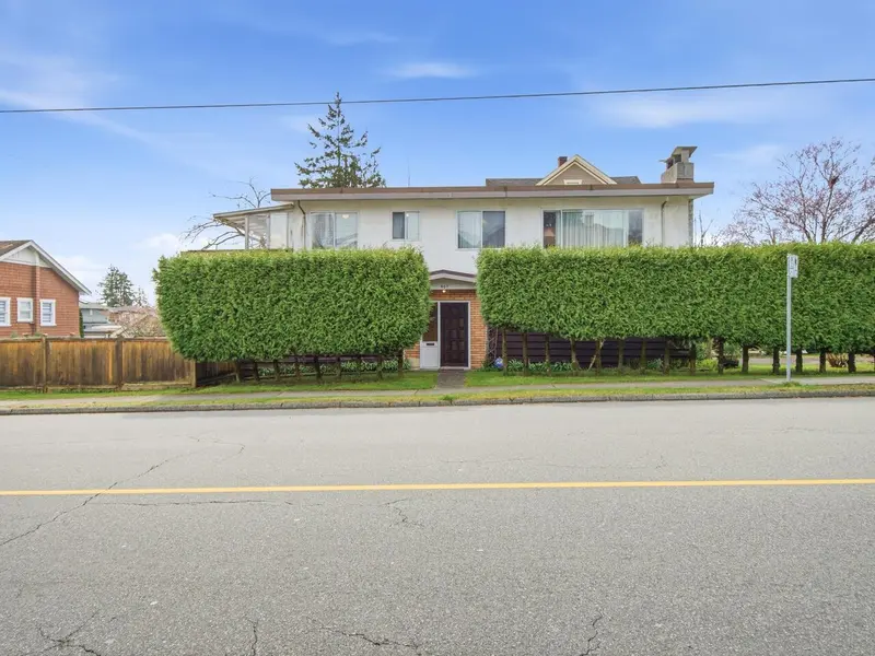 407 E 13TH STREET - photo 1 of 22