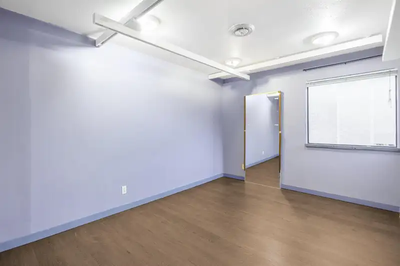5741 MAYVIEW CIRCLE - photo 4 of 17