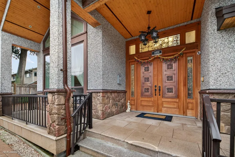 9543 119A STREET - photo 4 of 25