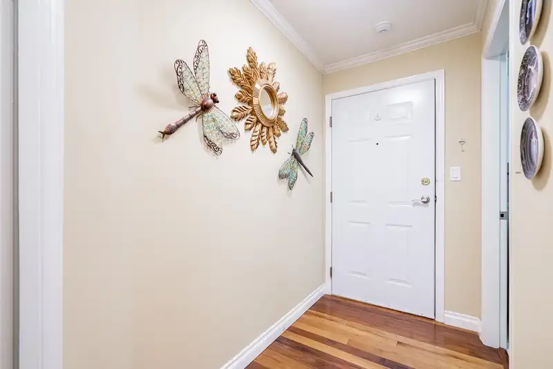 109 2626 COUNTESS STREET - photo 4 of 40