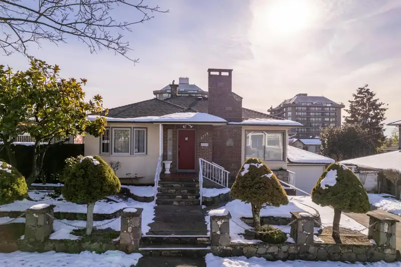 3776 PANDORA STREET - photo 1 of 26