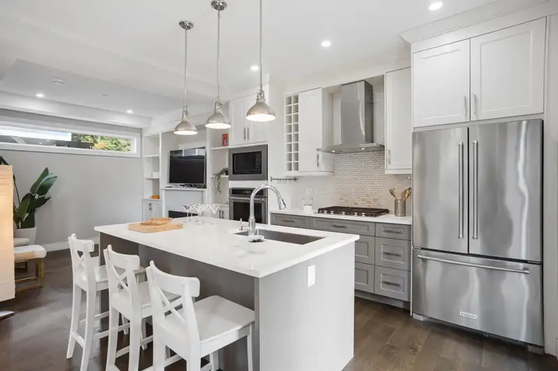 2020 CARSON COURT - photo 3 of 40