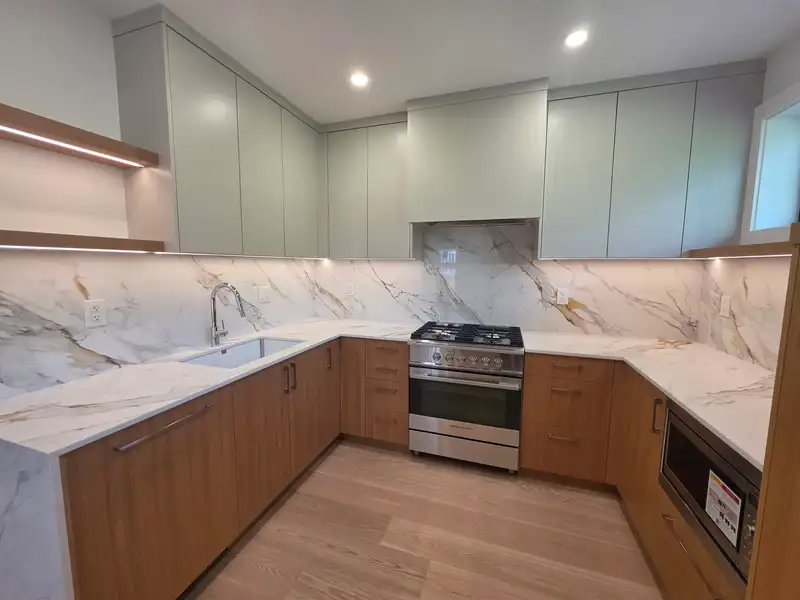 2570 W 2ND AVENUE - photo 3 of 34