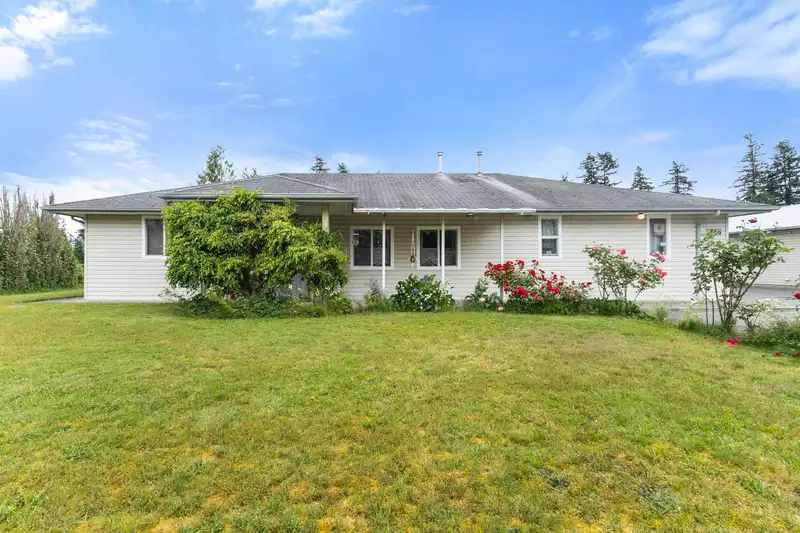 1446 TOWNLINE ROAD - photo 1 of 40
