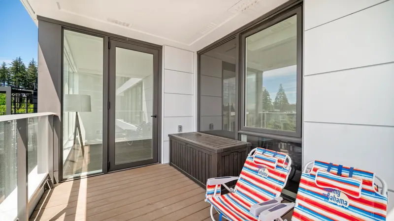 602 5629 BIRNEY AVENUE - photo 3 of 24