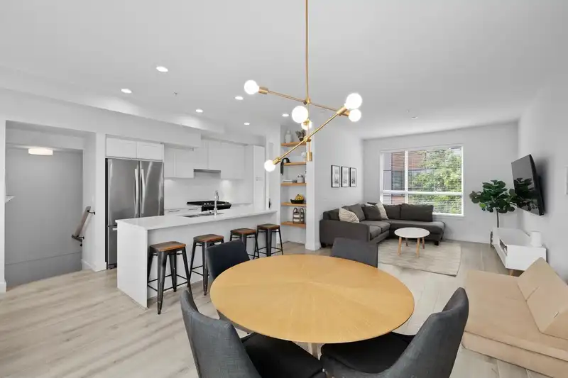 57 8508 204 STREET - photo 2 of 34