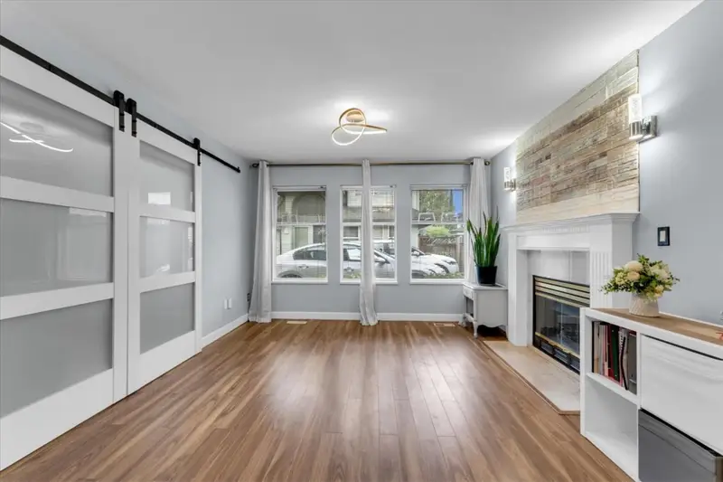 3 6675 NO. 2 ROAD - photo 3 of 25