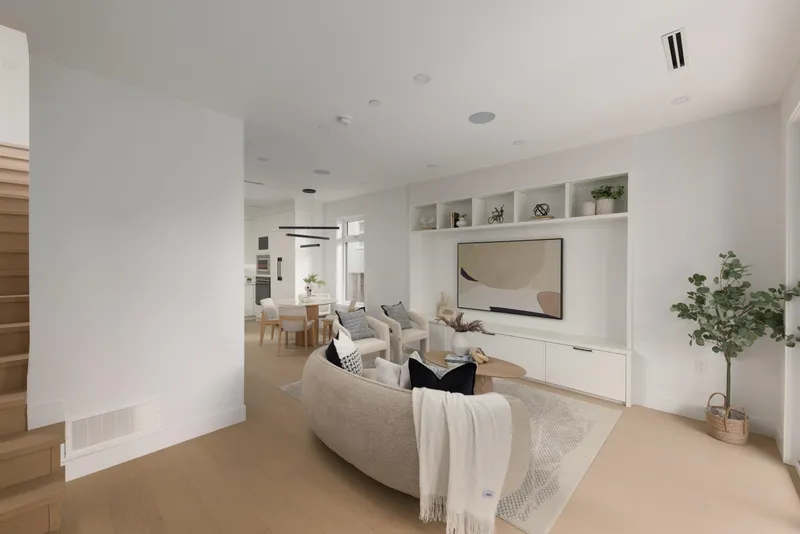 1 419 W 23RD AVENUE - photo 2 of 25