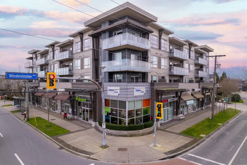 405 6011 NO. 1 ROAD - photo 2 of 24