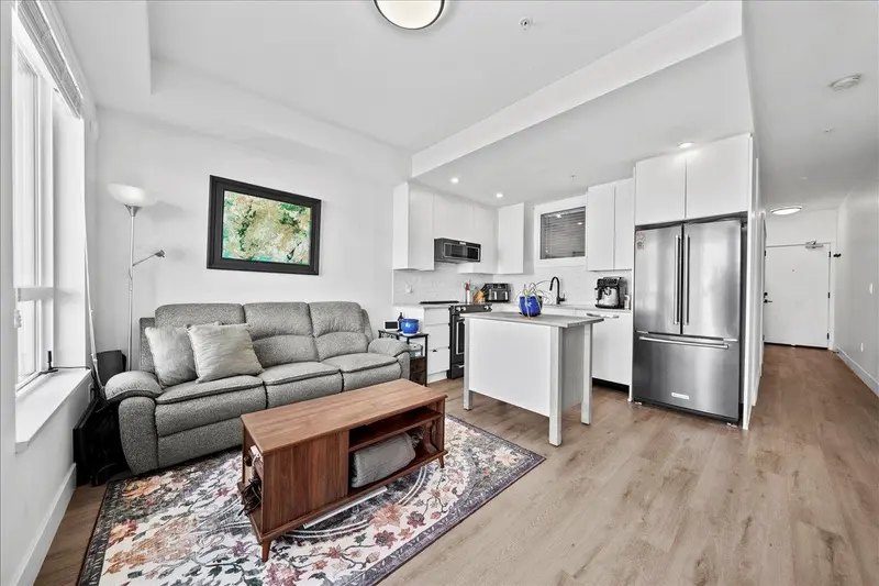 2303 2180 KELLY AVENUE - photo 3 of 25