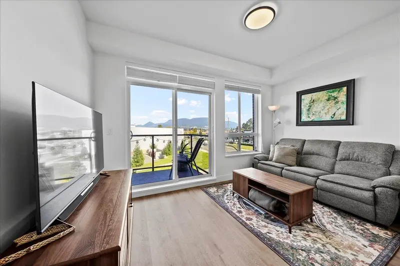 2303 2180 KELLY AVENUE - photo 4 of 25